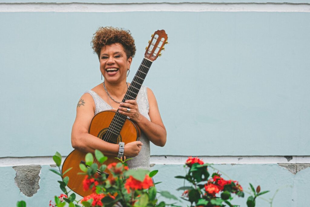 Ana Costa lança o álbum “Pra Recomeçar”